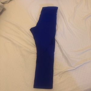 Lorna Jane Purple Cropped Legging size S